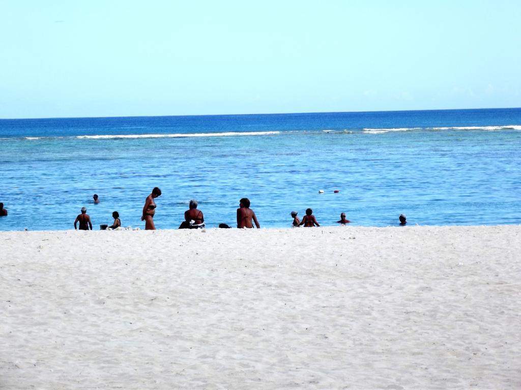 West Front One No 4 With Seafront - Licensed By Tourism Authority 14977 Flic En Flac Mauritius Zewnętrze zdjęcie